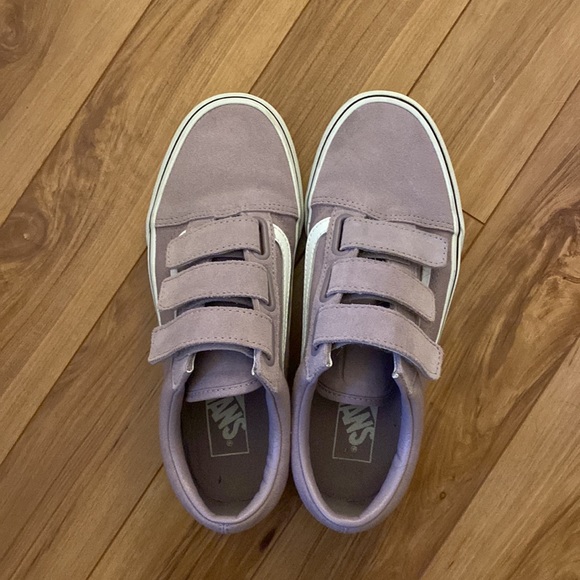 Vans - Picture 3 of 3